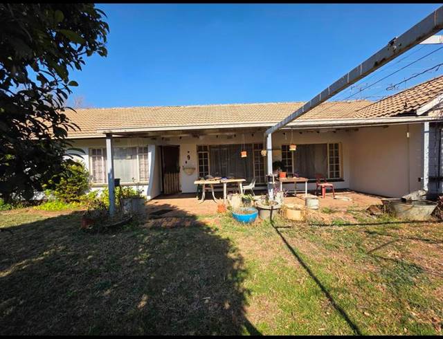 3 BEDROOM HOUSE FOR SALE IN GROENEWEIDE